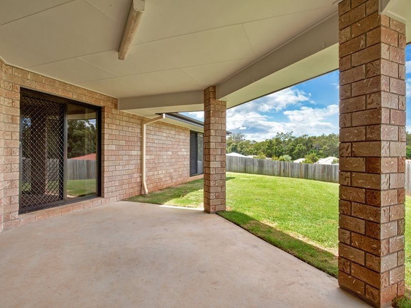 4 Rainbow Court, Glass House Mountains QLD 4518