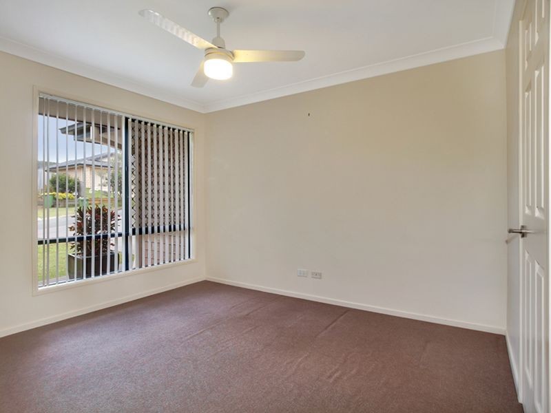 4 Rainbow Court, Glass House Mountains QLD 4518