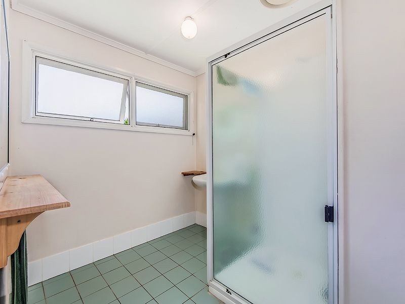 33 Lower Gay Terrace, Caloundra QLD 4551