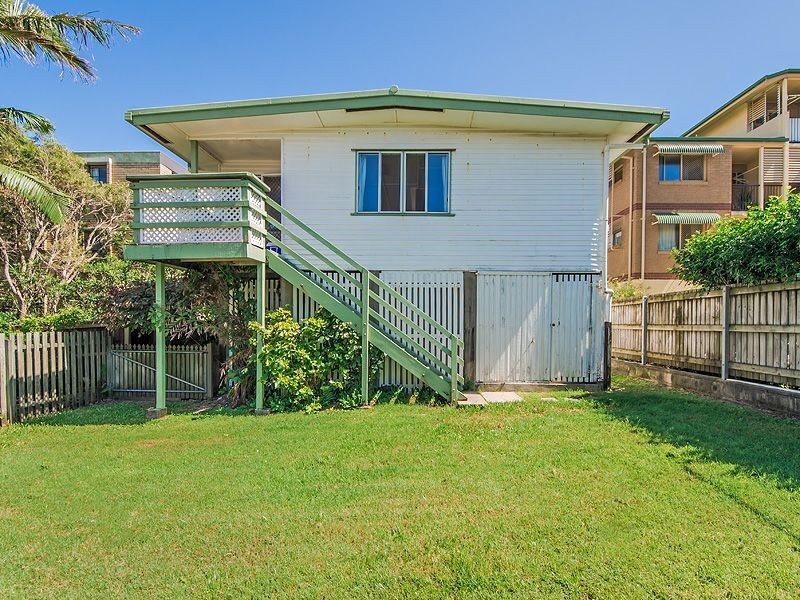 33 Lower Gay Terrace, Caloundra QLD 4551