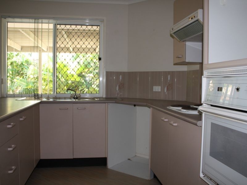 18 Magnolia Drive, Bokarina QLD 4575