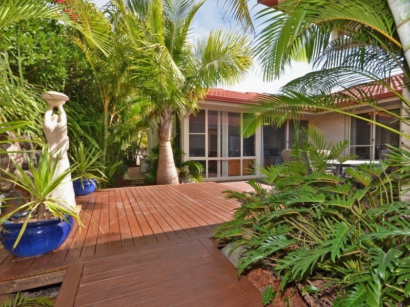 1 Timber top court, Little Mountain QLD 4551