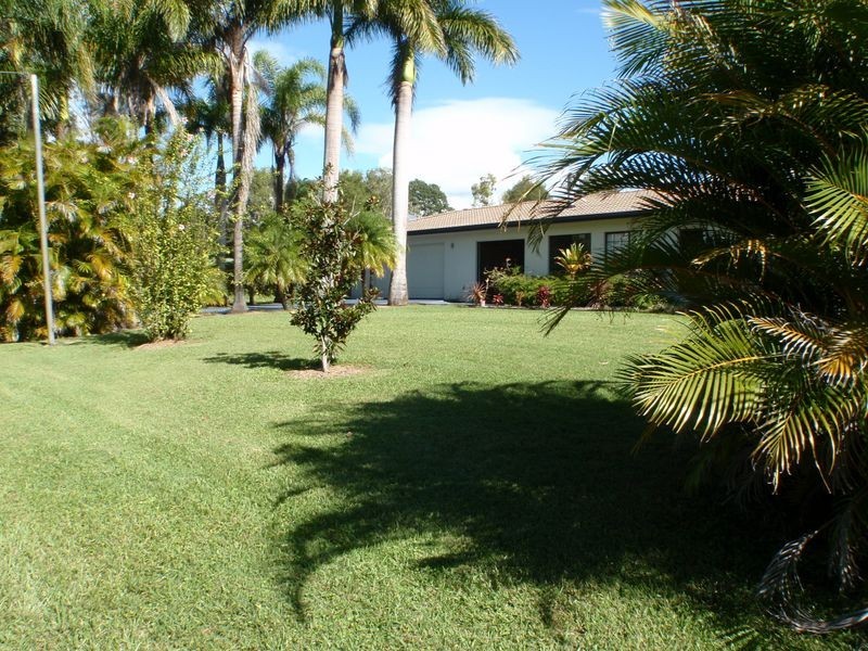 32 Mooloolah Meadows Drive, Mooloolah Valley QLD 4553