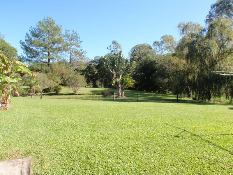 32 Mooloolah Meadows Drive, Mooloolah Valley QLD 4553