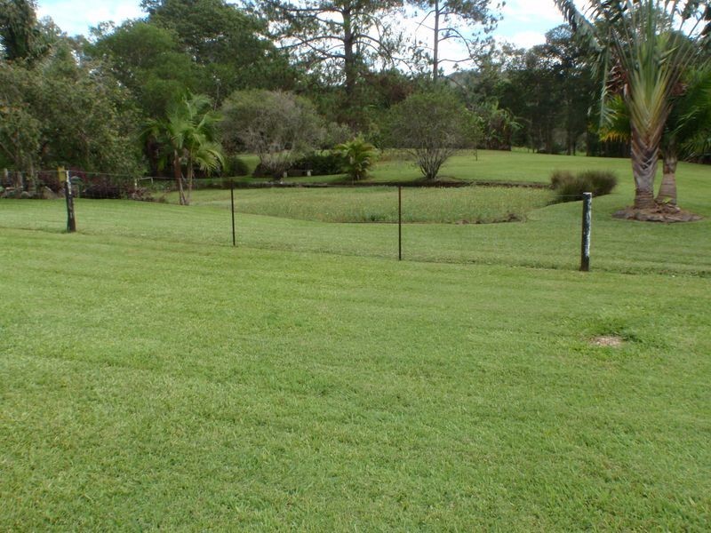 32 Mooloolah Meadows Drive, Mooloolah Valley QLD 4553