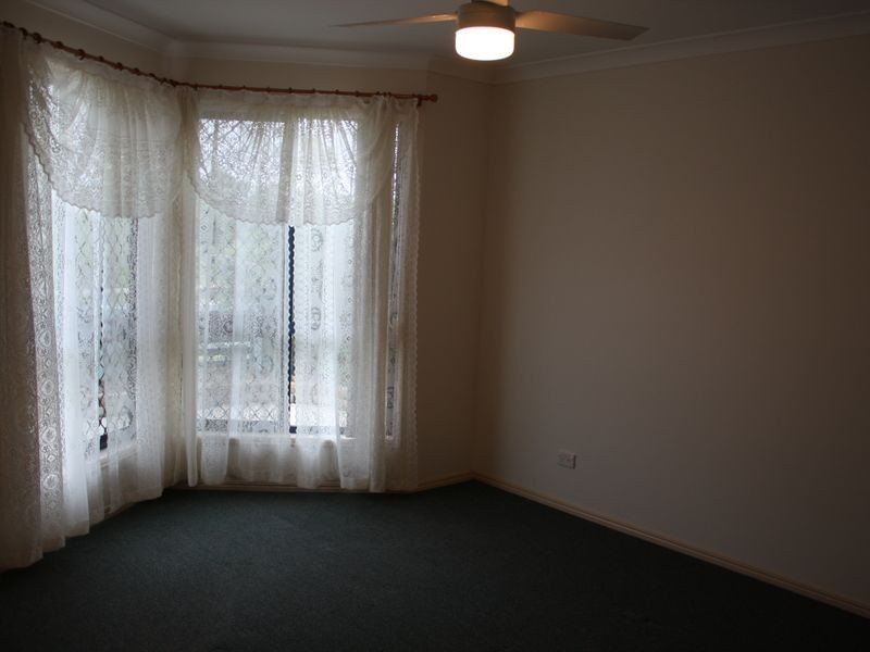 35 O’Reilly Drive, Caloundra West QLD 4551