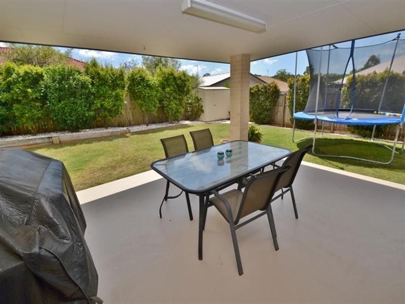 8 Silver Rock Court, Glass House Mountains QLD 4518
