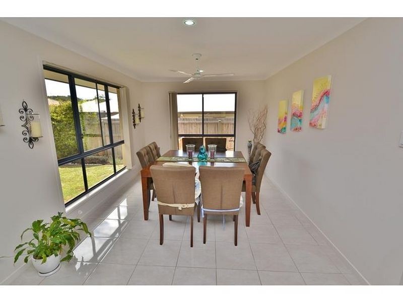 8 Silver Rock Court, Glass House Mountains QLD 4518