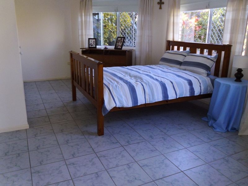 2 Diver Place, Aroona QLD 4551