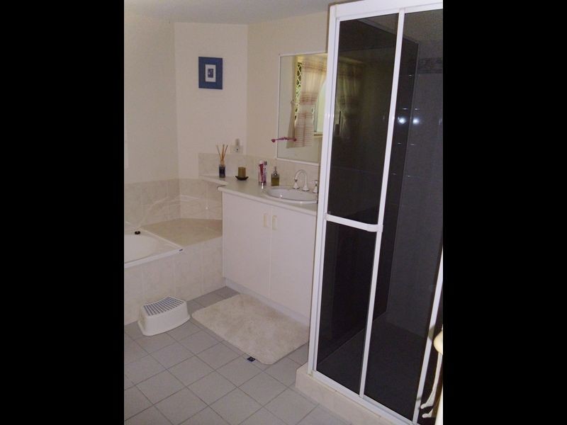 2 Diver Place, Aroona QLD 4551