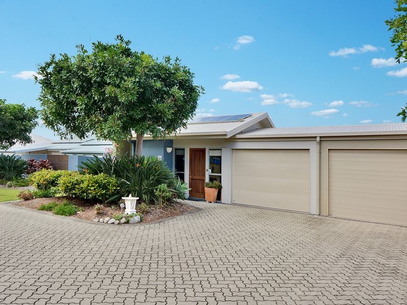 5/2 Grand Parade, Parrearra QLD 4575