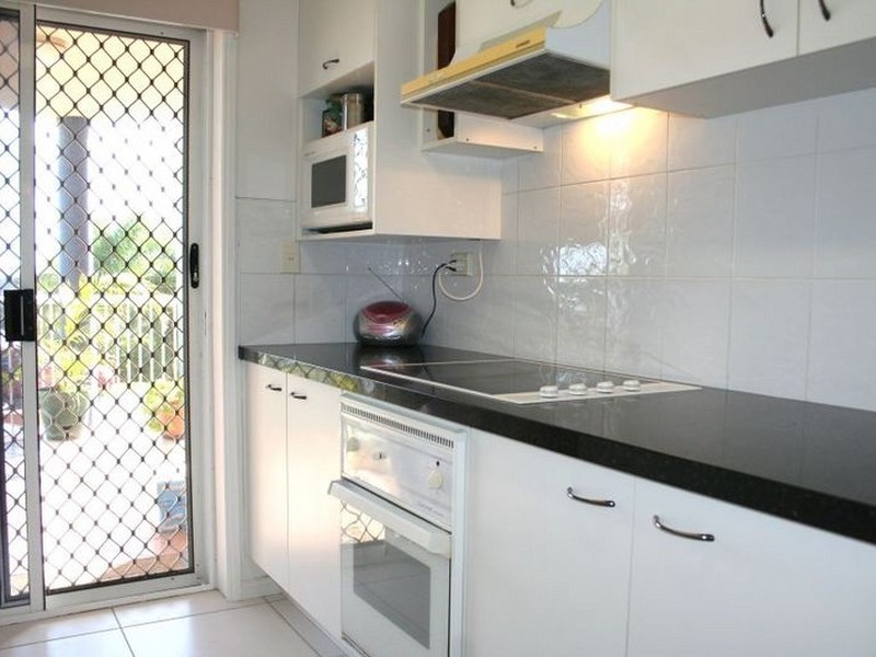 4/23 Maltman Street (South), Kings Beach QLD 4551