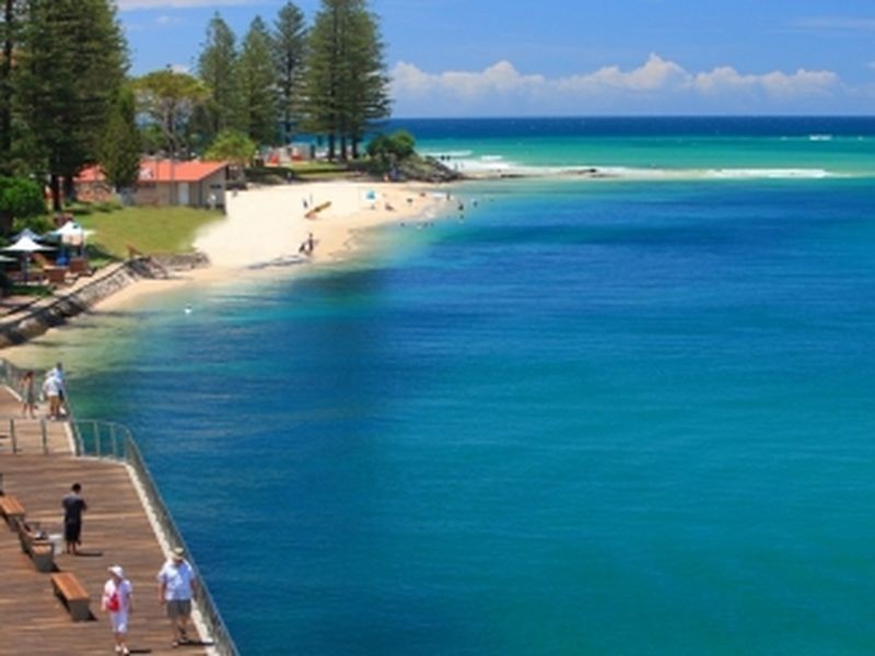 303/10 Leeding Terrace (Bulcock Beach, Caloundra QLD 4551