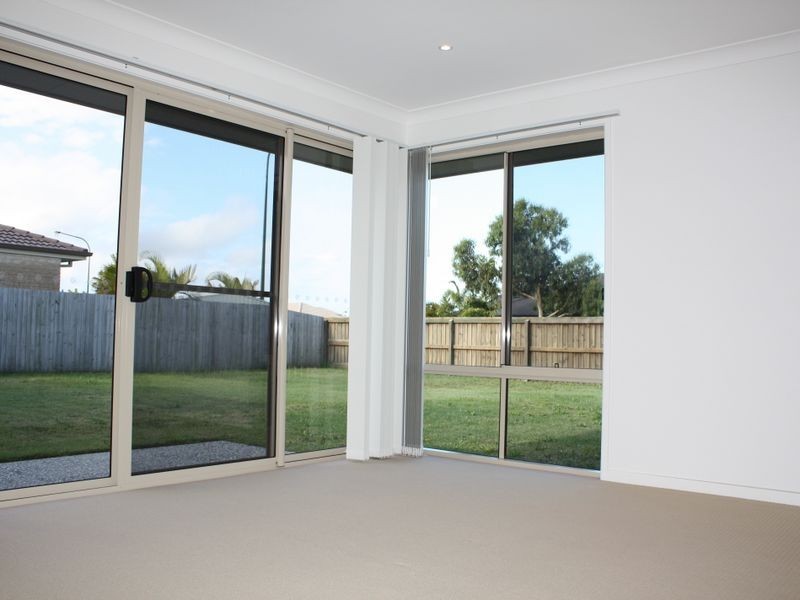 2 Rutherford Place, Pelican Waters QLD 4551