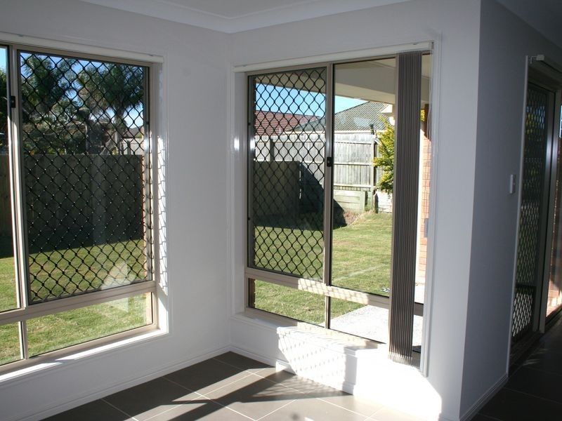 28 Daintree Blvde, Little Mountain QLD 4551