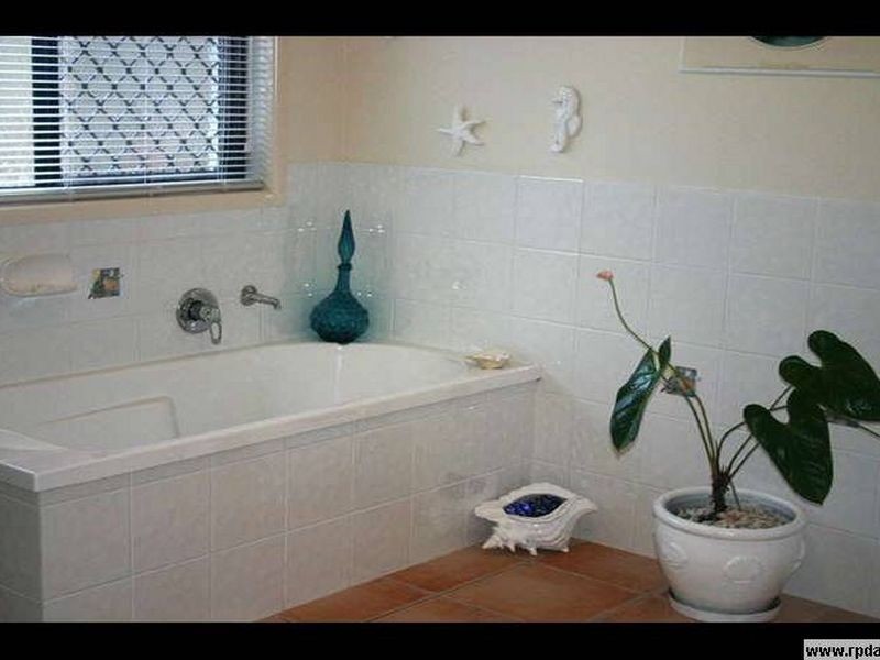 32 Pinehurst Street, Currimundi QLD 4551