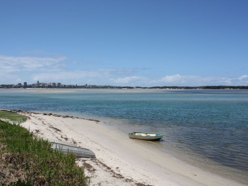 2/86 The Esplanade, Golden Beach QLD 4551