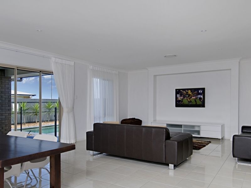 6 Torrens Court, Caloundra West QLD 4551