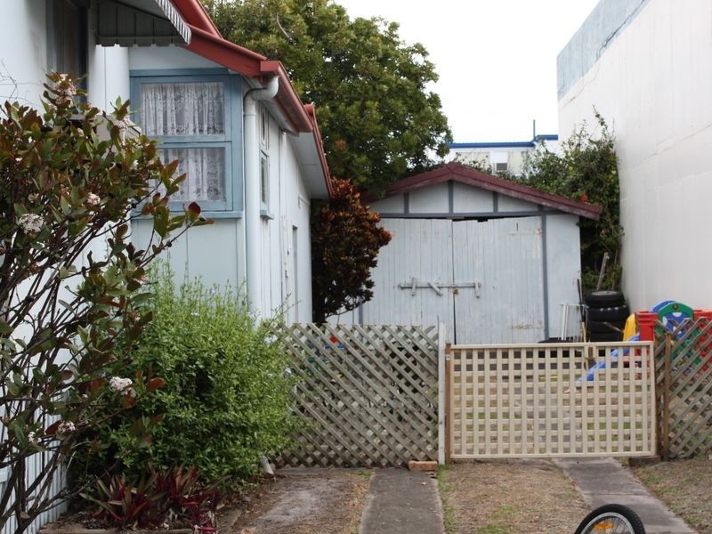 10 Ormuz Avenue, Caloundra QLD 4551