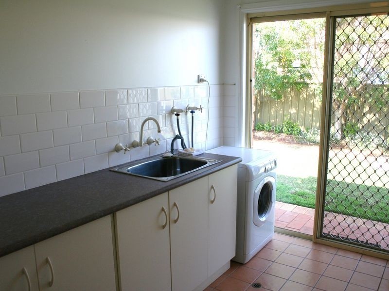 11 Ken McMullen Place, Dubbo NSW 2830