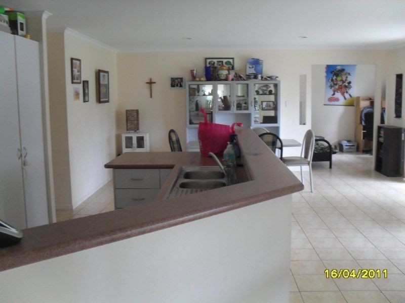 8 Edwardson Drive, Pelican Waters QLD 4551
