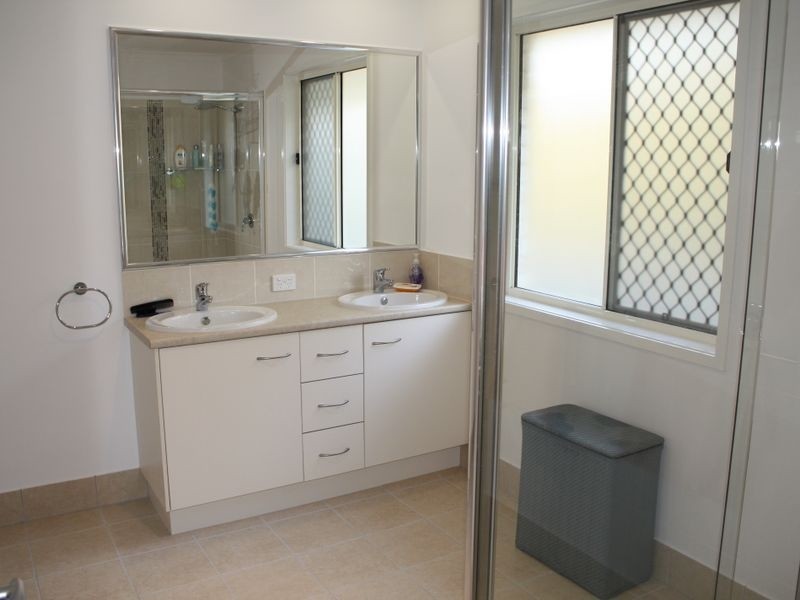 32 High Park Crescent, Little Mountain QLD 4551