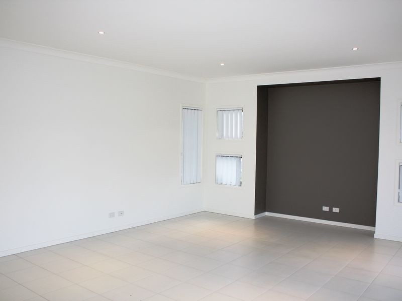 13 Woodgrove Boulevard, Beerwah QLD 4519