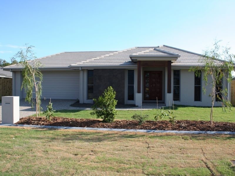 10 Silvereye Circuit, Beerwah QLD 4519