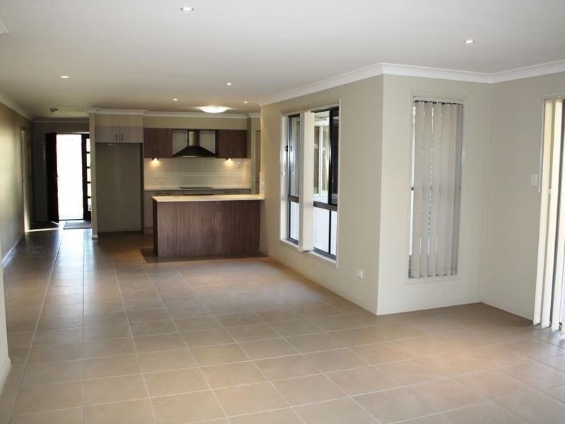 10 Silvereye Circuit, Beerwah QLD 4519