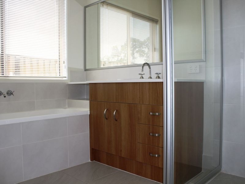 8 Cordyline Court, Caloundra QLD 4551