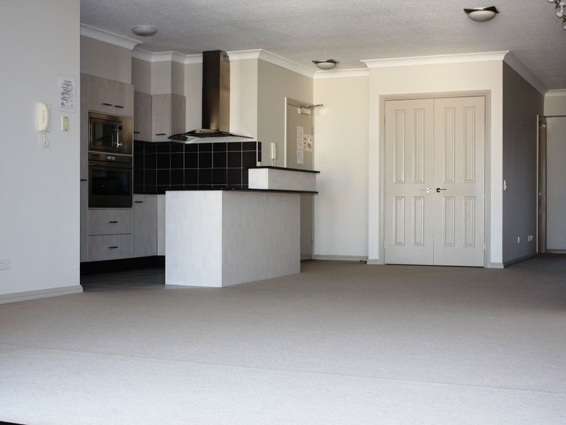 23/10-14 Saltair St, Kings Beach QLD 4551