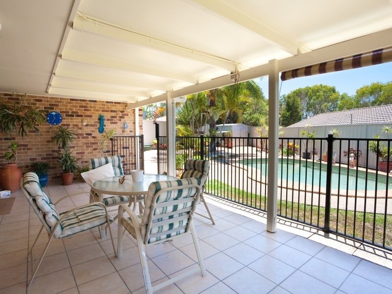 4 Ruskin Place, Aroona QLD 4551