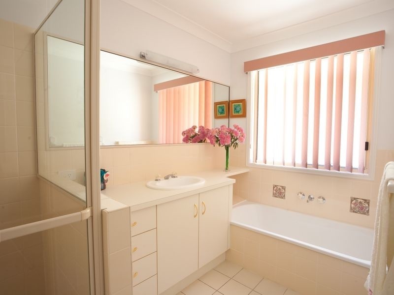 4 Ruskin Place, Aroona QLD 4551