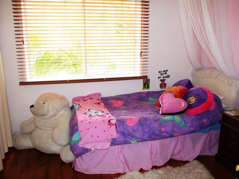 18 Maleny Street, Landsborough QLD 4550