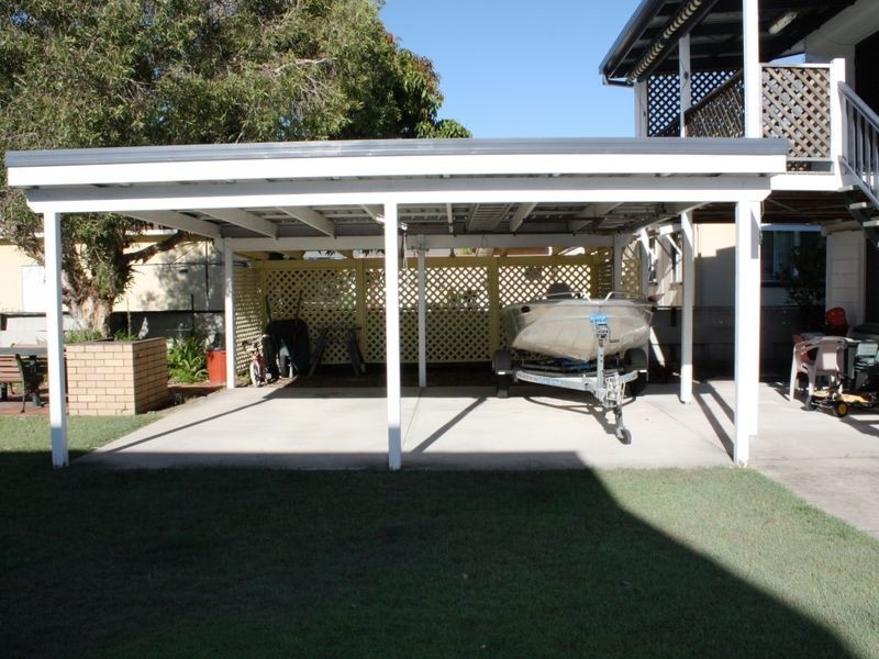 33 Currimundi Road, Currimundi QLD 4551