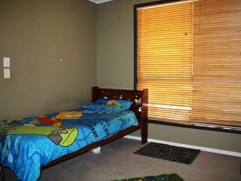 27 Albatross Ave, Aroona QLD 4551