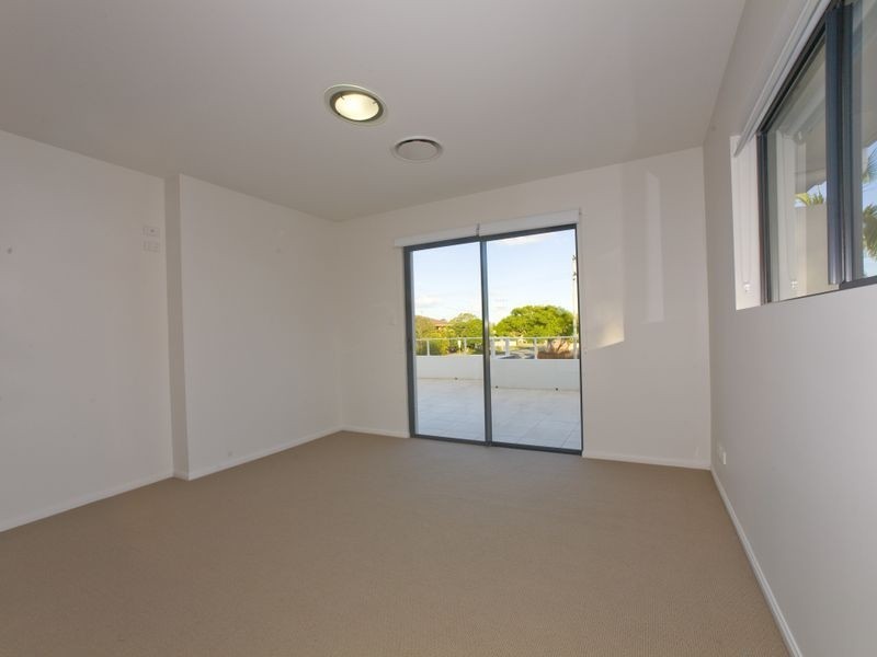 80 Westminster Avenue, Golden Beach QLD 4551
