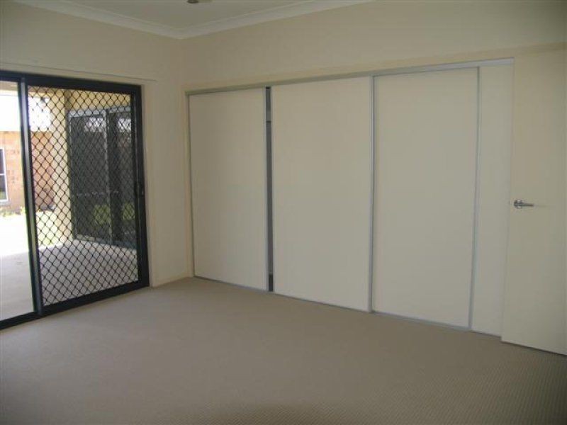 6 Alicia Circuit, Little Mountain QLD 4551