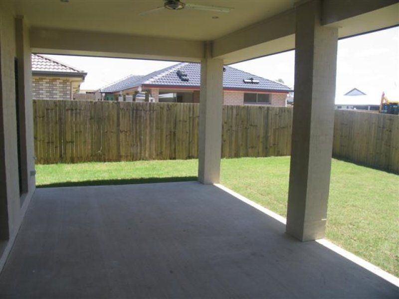 6 Alicia Circuit, Little Mountain QLD 4551