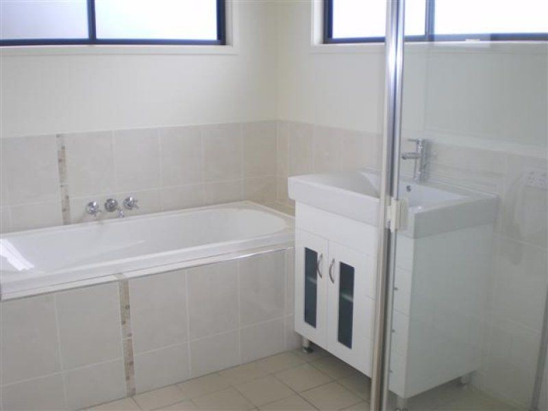 36 Turnbury Street, Little Mountain QLD 4551