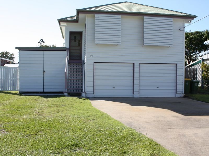 39 Palmer Avenue, Golden Beach QLD 4551
