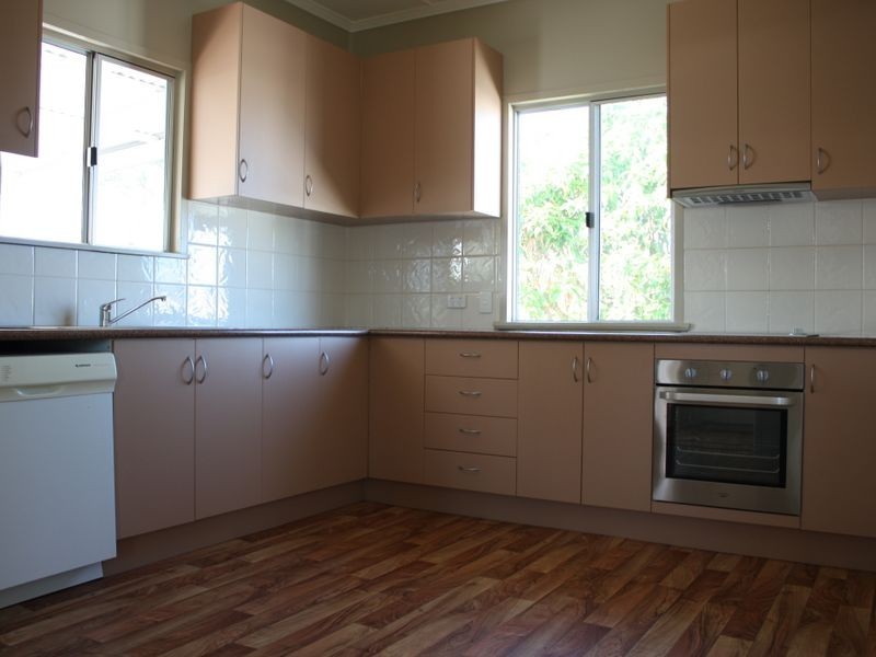 39 Palmer Avenue, Golden Beach QLD 4551