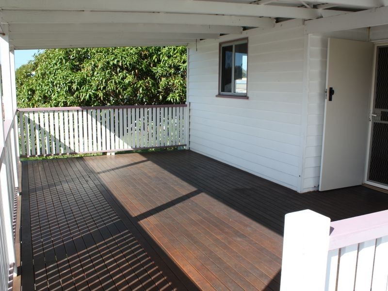 39 Palmer Avenue, Golden Beach QLD 4551