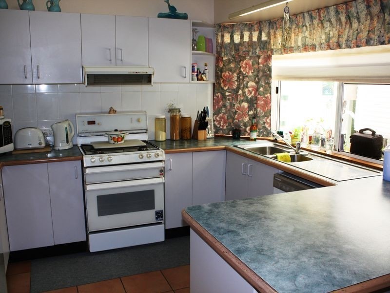 22 Maleny Street, Landsborough QLD 4550