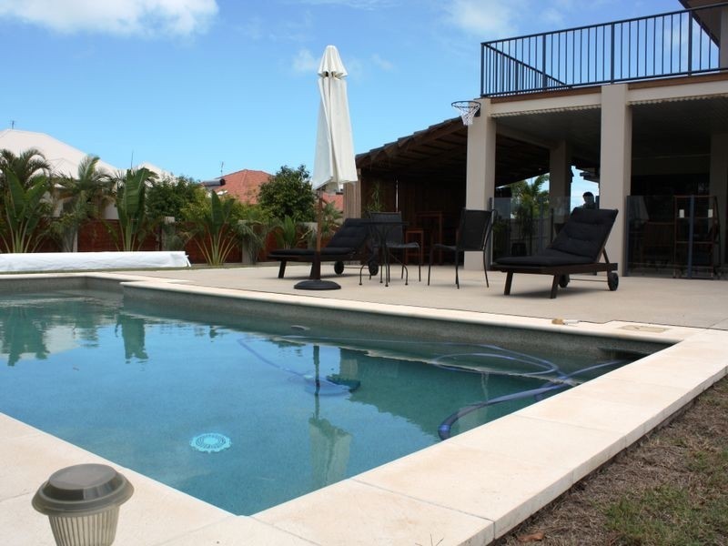 9 Edlundh Court, Pelican Waters QLD 4551