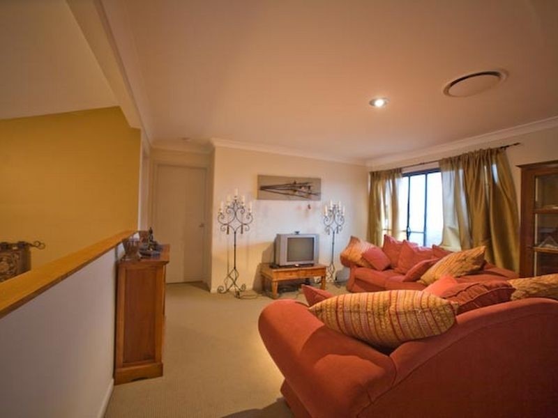 9 Edlundh Court, Pelican Waters QLD 4551