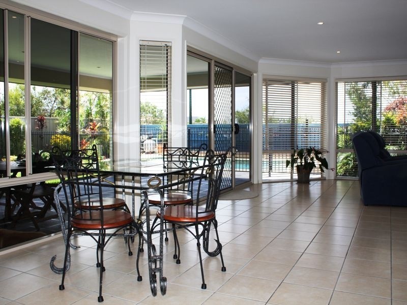 4 Rutherford Place, Pelican Waters QLD 4551