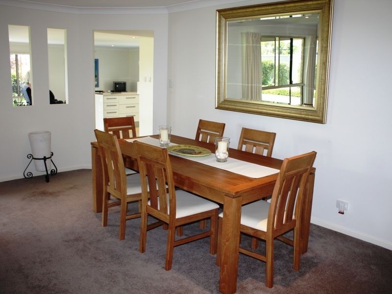 4 Rutherford Place, Pelican Waters QLD 4551