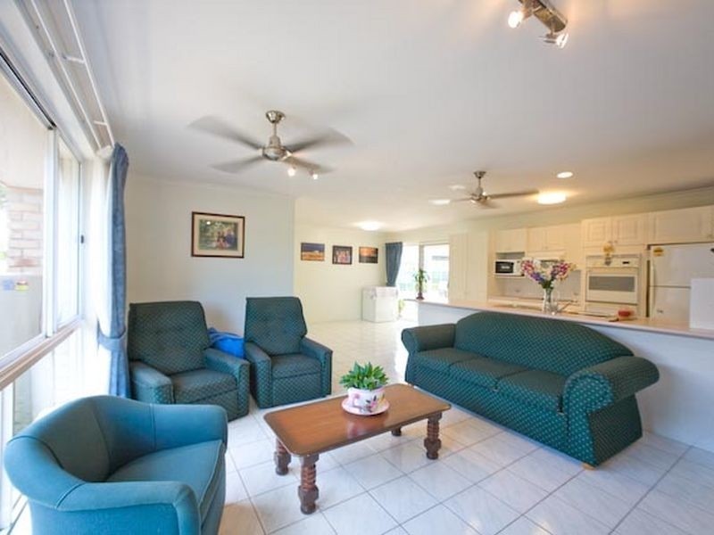 24 Parkhaven Dr, Wurtulla QLD 4575