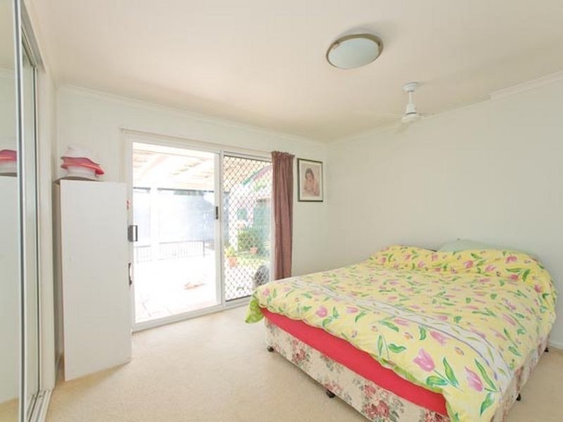 24 Parkhaven Dr, Wurtulla QLD 4575